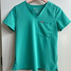 FIGS Surgical Green Womens XS Casma top